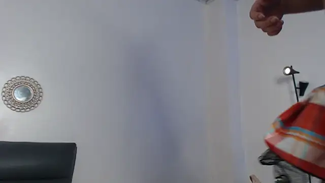 Giia Monroe online show from October 31, 2:57 pm