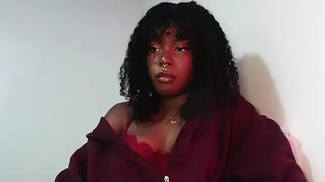 Snapshot of SparklingSoleil chatting on November 21, 5:45 pm SparklingSoleil online show from November 21, 5:45 pm