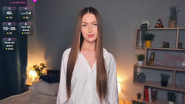 Snapshot of IsaVesco chatting on November 8, 7:28 pm IsaVesco online show from November 8, 7:28 pm