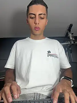 Mister Obsession online show from October 31, 6:59 pm