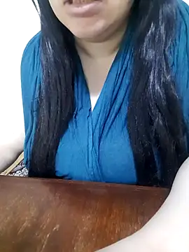 Snapshot of Madam-bezoul- chatting on September 27, 7:14 am Madam-bezoul- online show from September 27, 7:14 am