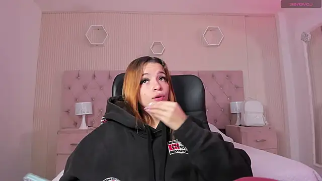 MadisonSky  online show from November 26, 12:49 pm