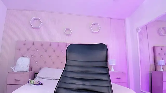 MadisonSky  online show from November 13, 12:53 pm