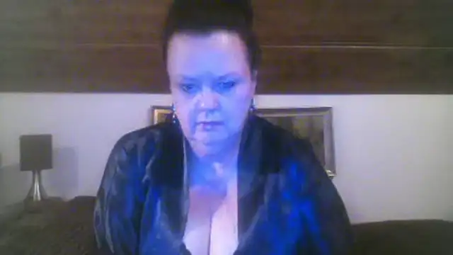 Snapshot of TiffanyMature chatting on September 20, 8:14 pm TiffanyMature online show from September 20, 8:14 pm
