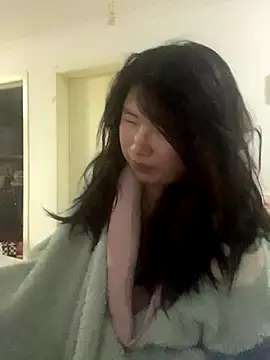 Snapshot of SSlady521 chatting on October 20, 1:33 pm SSlady521 online show from October 20, 1:33 pm