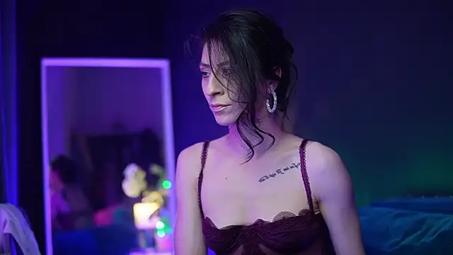 Snapshot of RubyRosa chatting on December 1, 11:16 pm RubyRosa online show from December 1, 11:16 pm