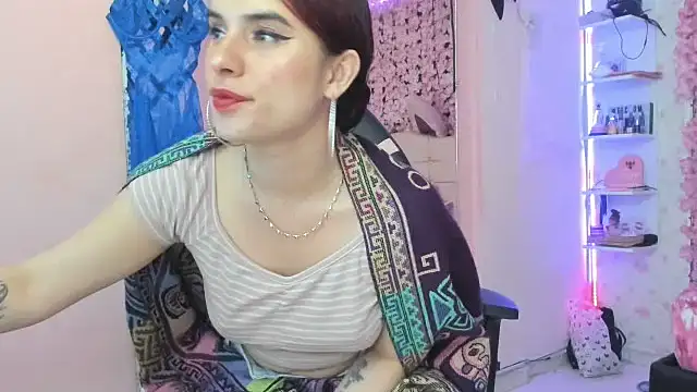 Snapshot of Littlecat_1 chatting on October 4, 4:25 am Littlecat 1 online show from October 4, 4:25 am
