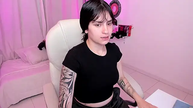 kurito  online show from October 5, 4:47 am