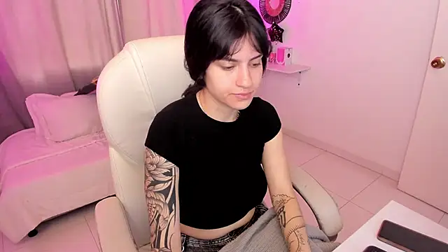 kurito  online show from September 20, 11:37 am