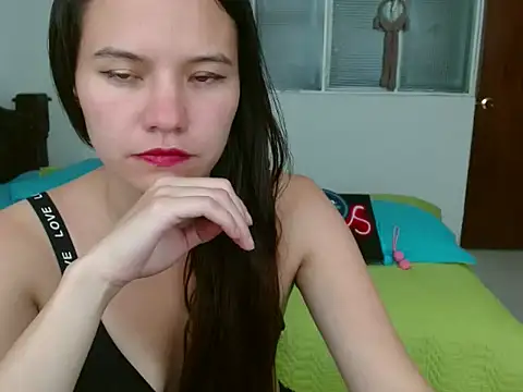 yarafuckass online show from April 13, 8:24 pm