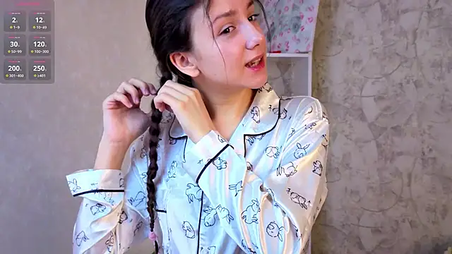 Snapshot of GiseleLamos chatting on February 25, 3:40 am GiseleLamos online show from February 25, 3:40 am