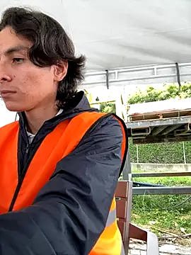 Snapshot of AlexanderHall chatting on November 4, 4:22 pm AlexanderHall online show from November 4, 4:22 pm