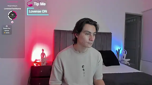 Snapshot of AlexanderHall chatting on September 14, 7:58 pm AlexanderHall online show from September 14, 7:58 pm