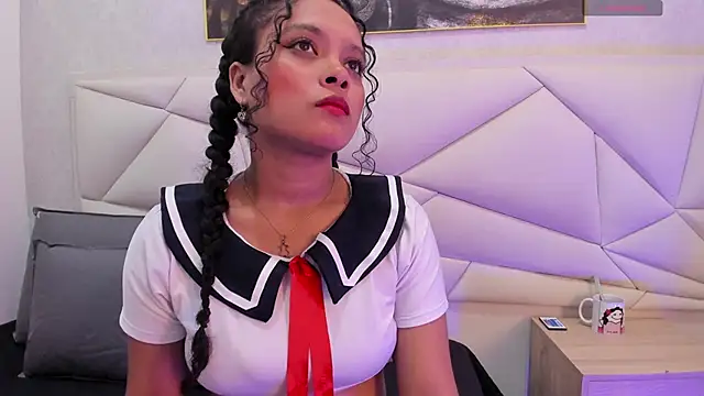 ValeriaJulio  online show from February 10, 12:31 am