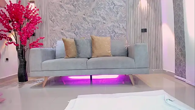 karlie small online show from March 2, 8:05 pm