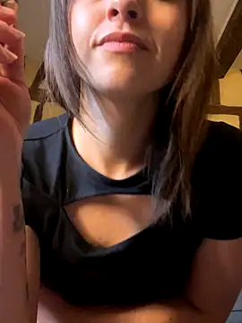 Snapshot of Toto-pika chatting on October 7, 2:18 pm Toto-pika online show from October 7, 2:18 pm