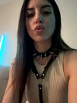 Oksiandfray online show from October 30, 11:01 pm