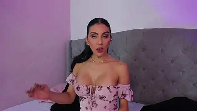 BianncaRibeiro online show from April 9, 9:32 pm