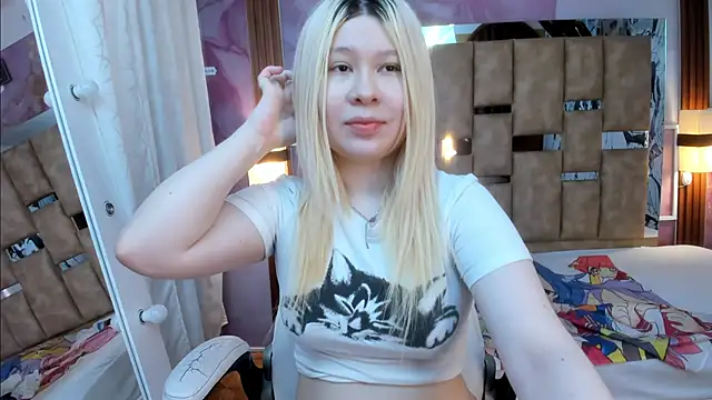 Melody Lolii online show from December 22, 6:08 pm