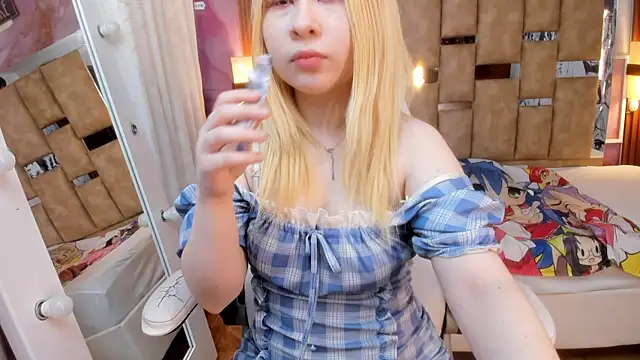 Melody Lolii online show from January 15, 6:11 pm