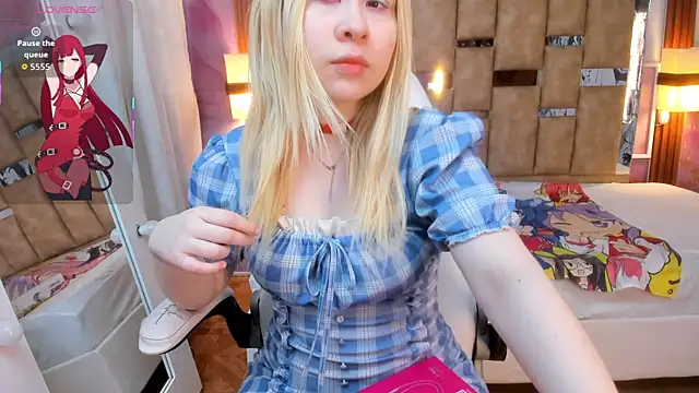 Melody Lolii online show from January 7, 6:02 pm