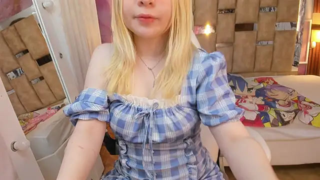 Melody Lolii online show from March 4, 6:04 pm