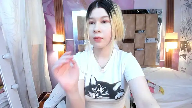 Snapshot of Melody_Lolii chatting on October 3, 6:09 pm Melody Lolii online show from October 3, 6:09 pm