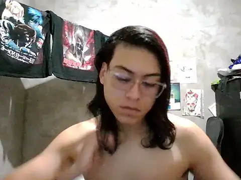 dirty model online show from May 18, 11:15 am