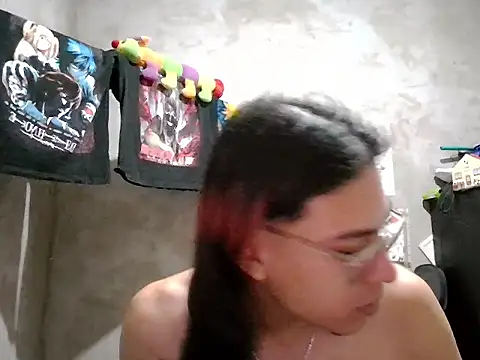 dirty model online show from May 29, 11:38 am