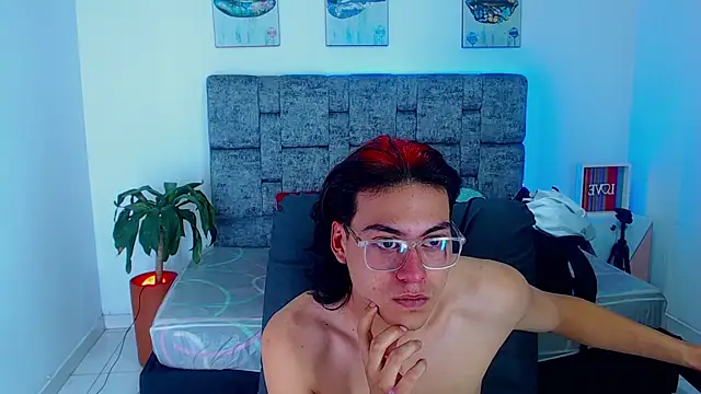 Snapshot of dirty_model chatting on September 20, 5:56 am dirty model online show from September 20, 5:56 am