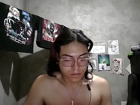 dirty model online show from May 7, 11:08 pm