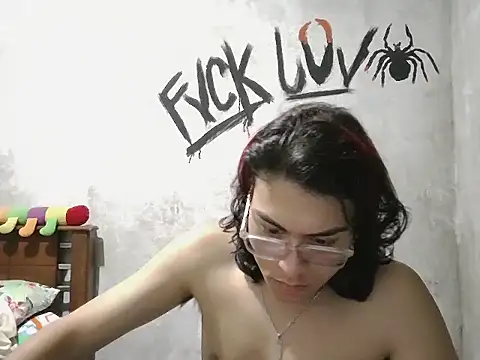 dirty model online show from March 5, 2:08 am