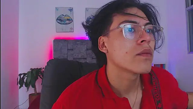 Snapshot of dirty_model chatting on September 13, 1:27 am dirty model online show from September 13, 1:27 am