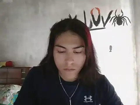 dirty model online show from March 19, 6:52 pm