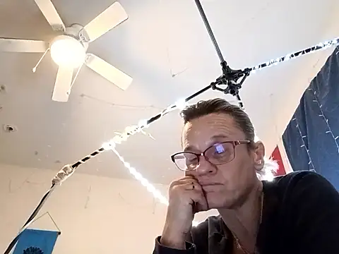 PremiumKitty online show from October 26, 9:15 pm