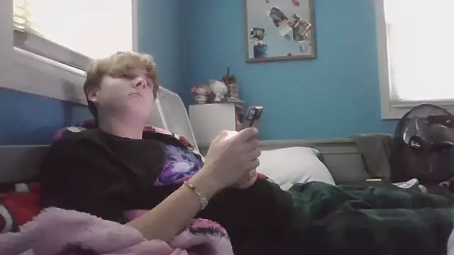 Liam axel35 online show from November 7, 7:51 pm