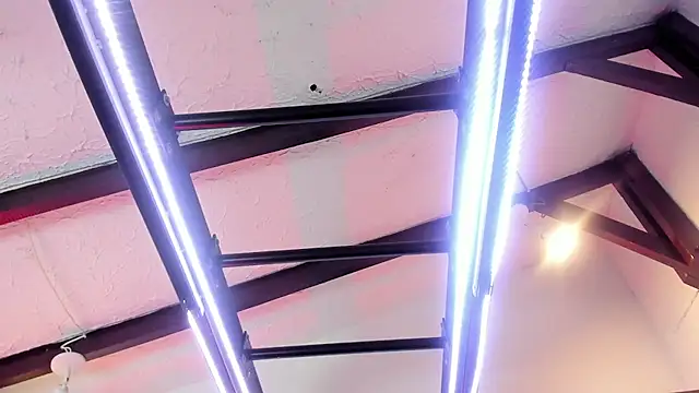 ItaloMoore online show from November 21, 11:31 am