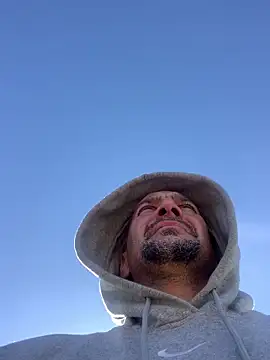 N3V3RPANICxh online show from April 7, 4:31 pm