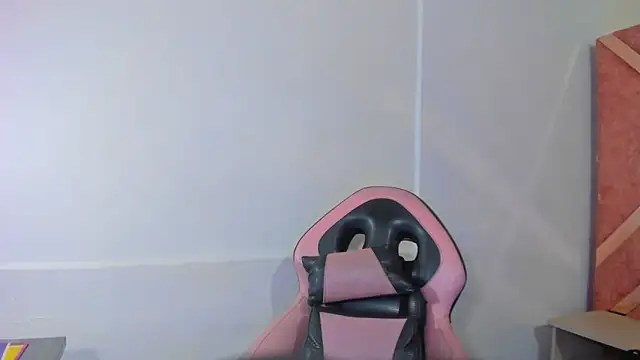 Amy Kobold3 online show from January 18, 7:50 pm