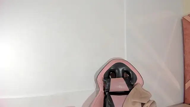 Amy Kobold3 online show from February 7, 8:17 pm