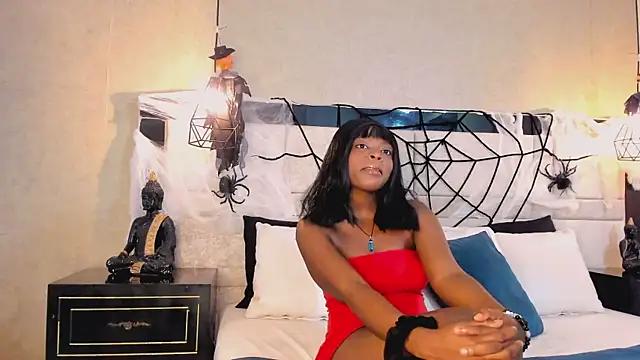 Snapshot of OliviaGarciaa chatting on October 15, 7:44 pm OliviaGarciaa online show from October 15, 7:44 pm