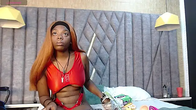 Snapshot of OliviaGarciaa chatting on September 12, 3:50 am OliviaGarciaa online show from September 12, 3:50 am