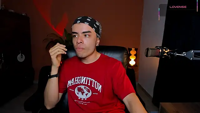 obzidyan online show from April 22, 3:02 am