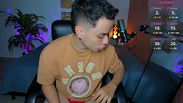 Snapshot of obzidyan chatting on November 29, 2:12 am obzidyan online show from November 29, 2:12 am