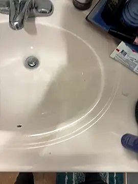 adamdamn online show from October 18, 3:30 am