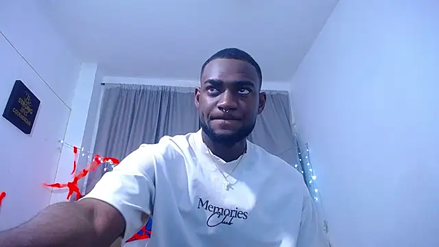 eebony stallion online show from October 30, 2:54 am