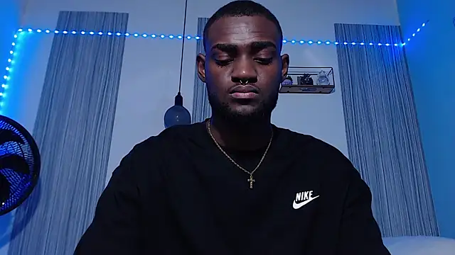 eebony stallion online show from October 16, 2:53 am