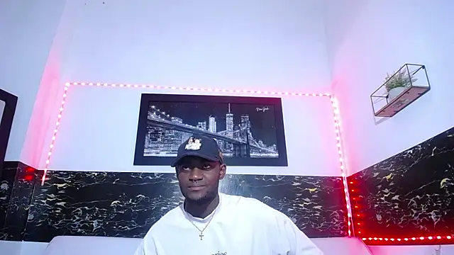 eebony stallion online show from September 20, 3:11 am