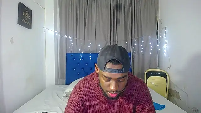 eebony stallion online show from March 27, 3:37 am