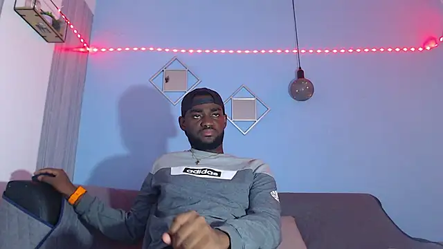 eebony stallion online show from March 8, 2:48 am